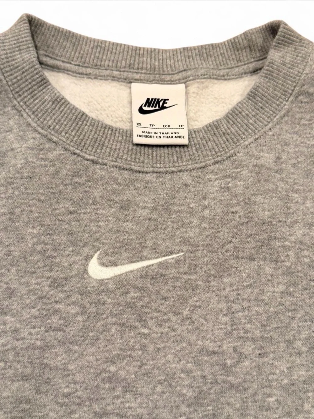Nike classic pullover